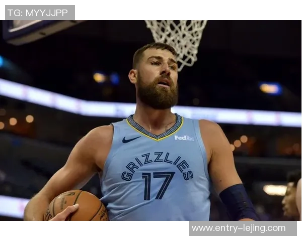 卢指导分析对手中锋外投威胁我们的大个子速度不足小阵容劣势明显 卢指导分析对手中锋外投威胁我们的大个子速度不足小阵容劣势明显