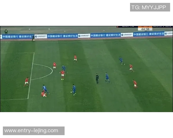 马杜埃凯本场表现出色破门中框5射2正3次关键传球评分高达82分 马杜埃凯本场表现出色破门中框5射2正3次关键传球评分高达82分