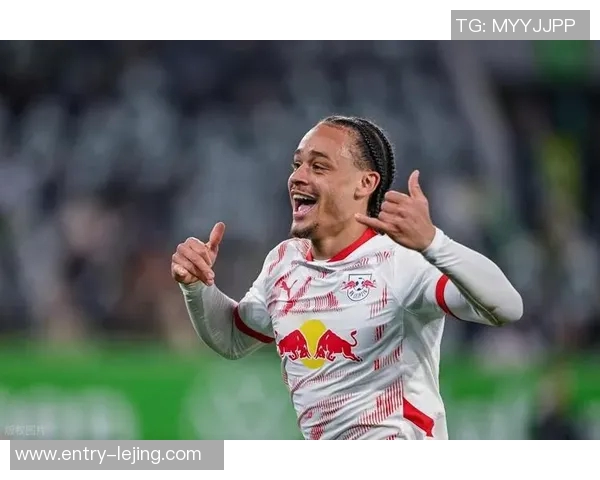 哈维西蒙斯立志在热刺争夺荣誉自律信念引领职业生涯